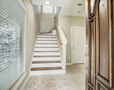 3830 Centerplaza Drive - Photo Thumbnail 1