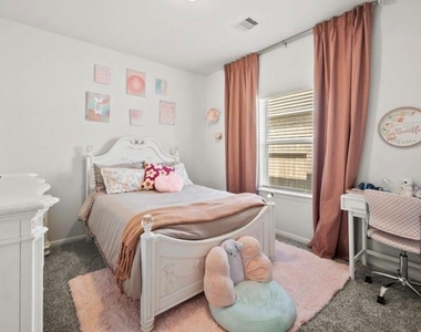 1326 Ponderosa Pine Drive - Photo Thumbnail 12