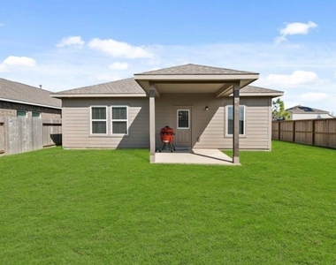 1326 Ponderosa Pine Drive - Photo Thumbnail 13