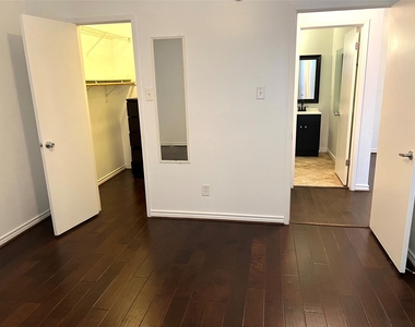 10047 Westpark Drive - Photo Thumbnail 15