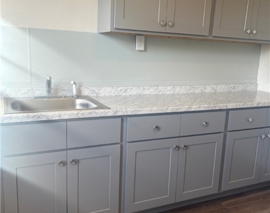 1209 Wallace Street - Photo Thumbnail 1
