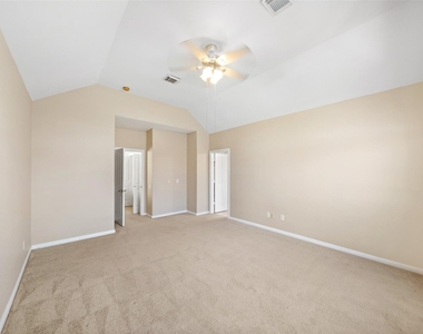 2406 Calumet Street - Photo Thumbnail 8
