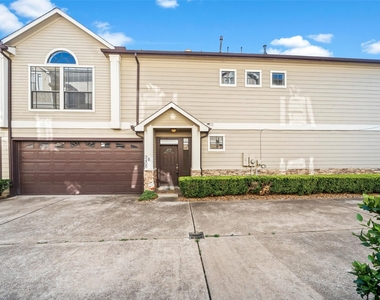 2406 Calumet Street - Photo Thumbnail 29
