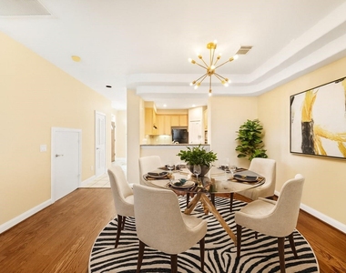 2406 Calumet Street - Photo Thumbnail 15