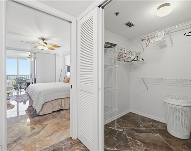 6585 Nicholas Boulevard - Photo Thumbnail 31