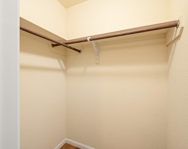 23454 Quarry Path Way - Photo Thumbnail 16