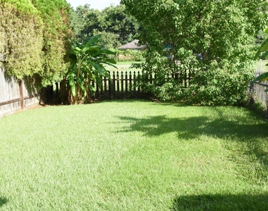 518 Moore Street - Photo Thumbnail 18