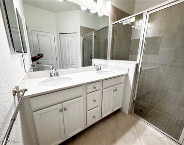 2084 Wellington Street - Photo Thumbnail 9