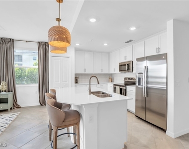5583 Double Eagle Circle - Photo Thumbnail 6