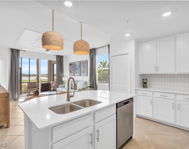 5583 Double Eagle Circle - Photo Thumbnail 7
