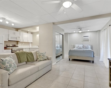 1282 Belaire Court W - Photo Thumbnail 27