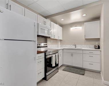 1282 Belaire Court W - Photo Thumbnail 26
