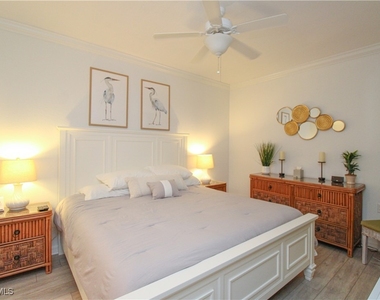 9554 Trevi Court - Photo Thumbnail 13