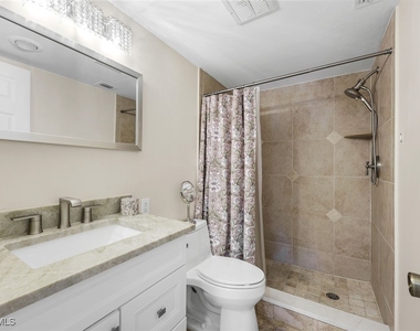 4200 Belair Lane - Photo Thumbnail 11
