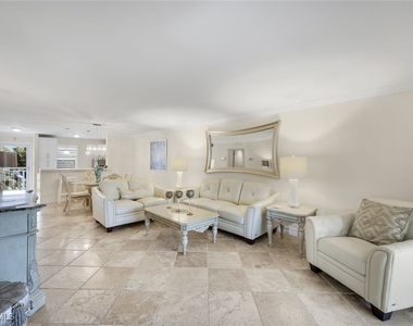 4200 Belair Lane - Photo Thumbnail 7