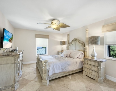 4200 Belair Lane - Photo Thumbnail 9