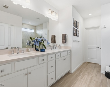 1657 Serena Avenue - Photo Thumbnail 23