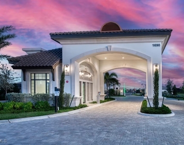1657 Serena Avenue - Photo Thumbnail 40