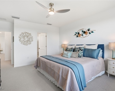 1657 Serena Avenue - Photo Thumbnail 20