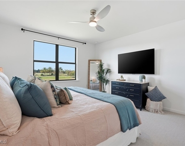 1657 Serena Avenue - Photo Thumbnail 22