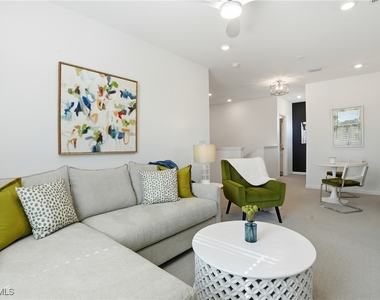 1657 Serena Avenue - Photo Thumbnail 17