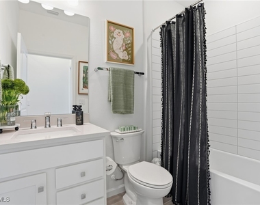 1657 Serena Avenue - Photo Thumbnail 27