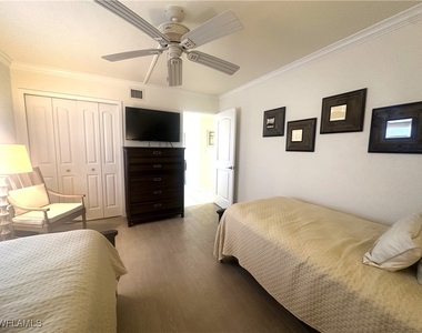10475 Gulf Shore Drive - Photo Thumbnail 28
