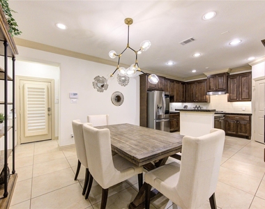 13606 Teal Bluff Lane - Photo Thumbnail 2