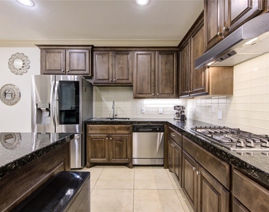 13606 Teal Bluff Lane - Photo Thumbnail 25