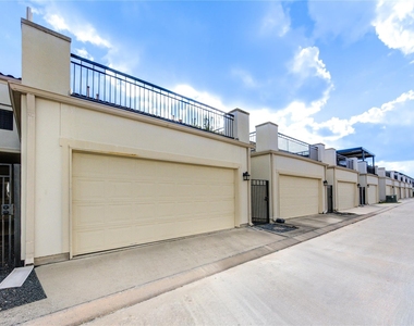 13606 Teal Bluff Lane - Photo Thumbnail 44
