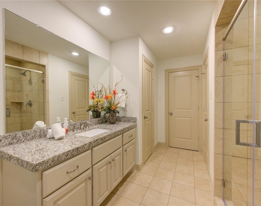 13606 Teal Bluff Lane - Photo Thumbnail 43