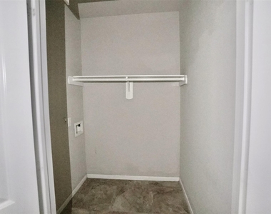 2523 Kirk Street - Photo Thumbnail 15