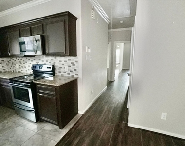 2523 Kirk Street - Photo Thumbnail 5