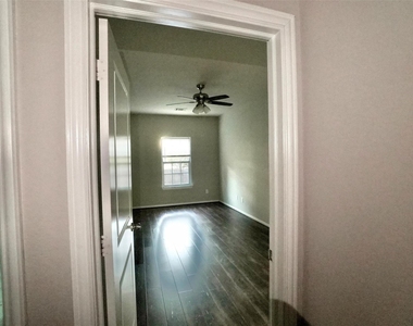 2523 Kirk Street - Photo Thumbnail 8
