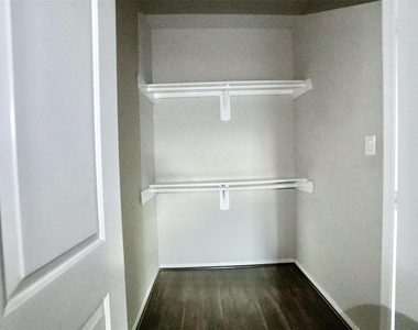 2523 Kirk Street - Photo Thumbnail 10