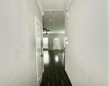 2523 Kirk Street - Photo Thumbnail 7