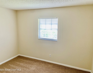 1648 Sunny Brook Lane Ne - Photo Thumbnail 7