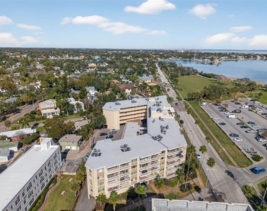 1200 N Shore Drive Ne - Photo Thumbnail 50