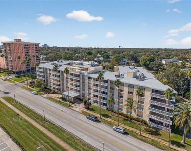 1200 N Shore Drive Ne - Photo Thumbnail 51