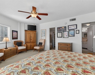 1200 N Shore Drive Ne - Photo Thumbnail 17