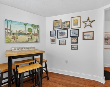 1200 N Shore Drive Ne - Photo Thumbnail 30