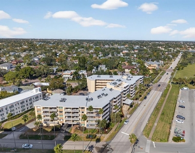 1200 N Shore Drive Ne - Photo Thumbnail 49