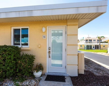 6006 Midnight Pass Road - Photo Thumbnail 11