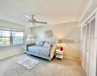 2900 Gulf Boulevard - Photo Thumbnail 30