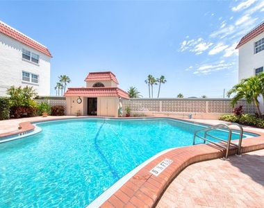 2900 Gulf Boulevard - Photo Thumbnail 37