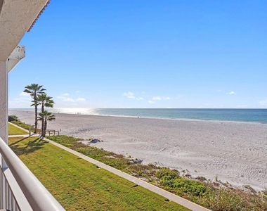 2900 Gulf Boulevard - Photo Thumbnail 2