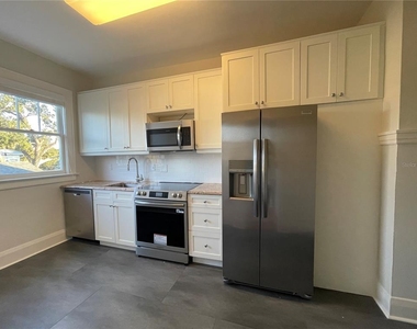 1806 W Morrison Avenue - Photo Thumbnail 7