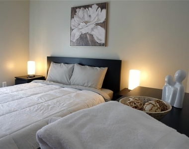 957 Florida Parkway - Photo Thumbnail 16