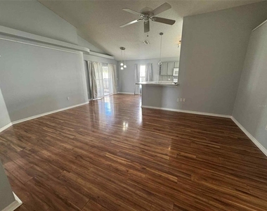 205 Nicholson Drive - Photo Thumbnail 12