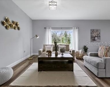 12005 Helicon Avenue - Photo Thumbnail 18